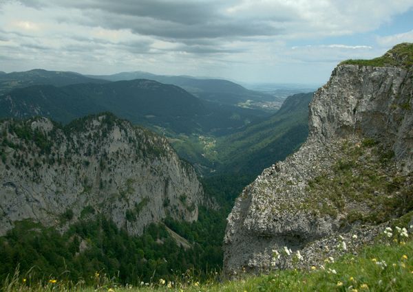 Foto Jura Landschaft mit Blick ins Tal