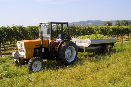 Traktor mit Anhänger