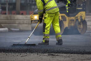 Arbeiten an einer neuen Strasse